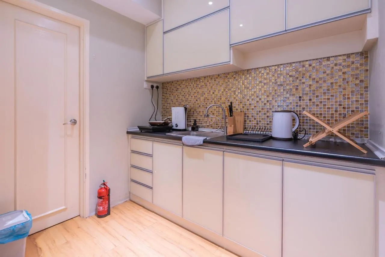 아파트 Cozy 2-Bedroom For 4 Pax With Pool - 수방자야